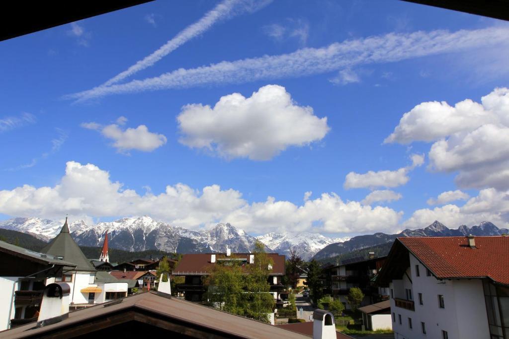 Haus Kneissl Apartment Seefeld in Tirol Bagian luar foto